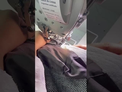 컴퓨터화 된 접착 턱에 패드를 붙여서 가장자리를 잘라